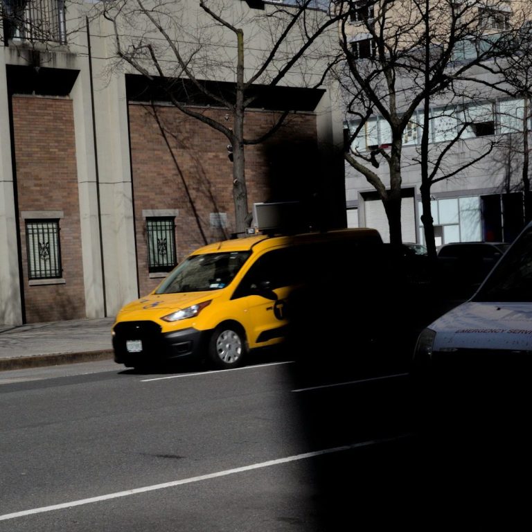 Personenbeförderung am Hauptbahnhof Singen